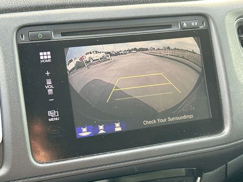 Used 2018 Honda HR-V EX-L image 16