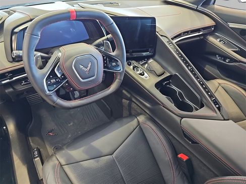 Certified 2024 Chevrolet Corvette Stingray Premium Cpe image 11