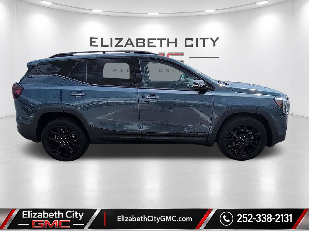 Used 2024 GMC Terrain SLT w/ Elevation Edition AWD/4WD image 5
