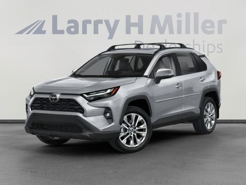 Used 2025 Toyota RAV4 XLE Premium image 1