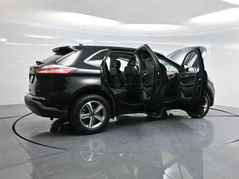 Used 2022 Ford Edge SEL w/ Convenience Package image 5