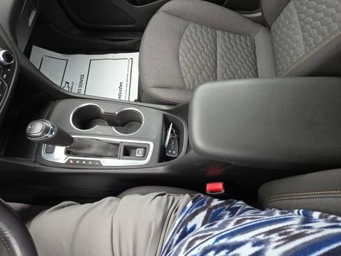 Used 2020 Chevrolet Equinox LT w/ Driver Convenience Package image 64