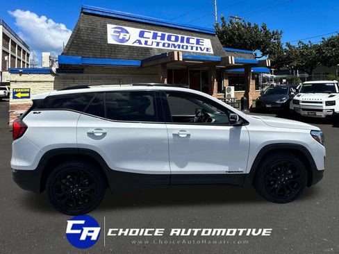 Used 2021 GMC Terrain SLT w/ Elevation Edition AWD/4WD image 9