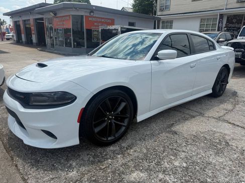Used 2019 Dodge Charger GT w/ Performance Handling Group RWD image 18