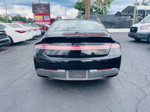 Used 2019 Lincoln MKZ Reserve FWD image 10