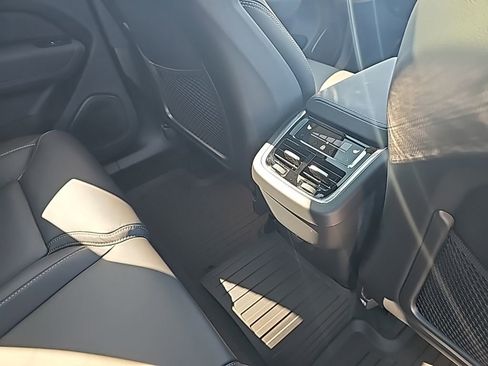 New 2026 Volvo XC60 B5 Ultra w/ Protection Package Premier image 14