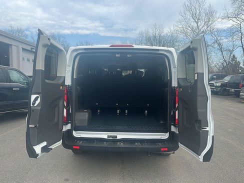 Used 2023 Ford Transit 350 XLT image 13