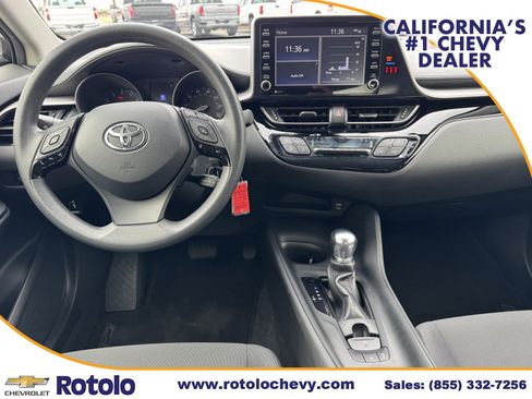 Used 2020 Toyota C-HR LE FWD image 14