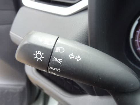 Used 2023 Toyota RAV4 XLE FWD image 20