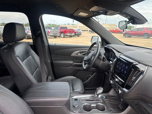 Used 2023 Chevrolet Traverse LT w/ LPO, Floor Liner Package AWD/4WD image 26
