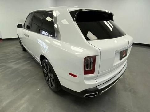 Used 2019 Rolls-Royce Cullinan AWD/4WD image 4