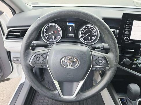 Used 2021 Toyota Camry LE FWD image 15