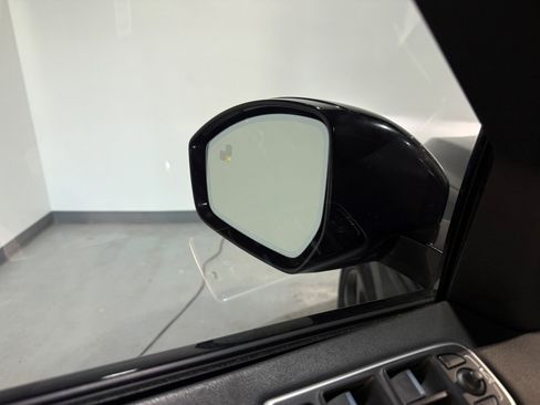 Used 2020 Jaguar F-PACE Prestige image 18