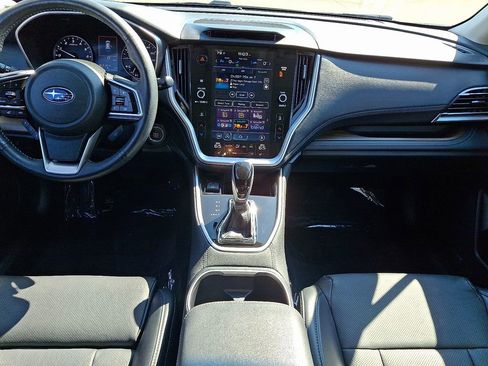 Used 2021 Subaru Outback Limited image 16