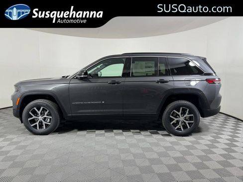 New 2025 Jeep Grand Cherokee Limited image 37