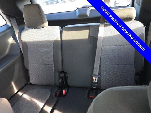 Used 2021 Chevrolet Traverse LT image 10