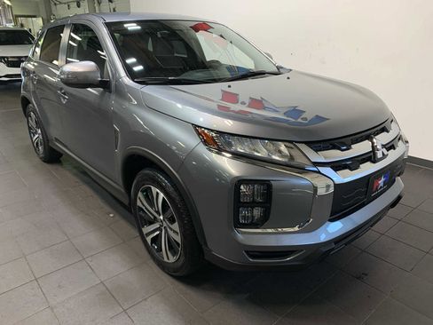 New 2025 Mitsubishi Outlander Sport SE image 2