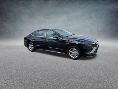 Used 2026 Hyundai Sonata SE FWD image 29