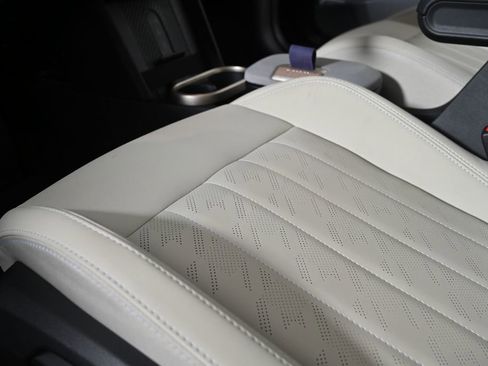 Used 2025 MINI Cooper 2-Door Hardtop image 28