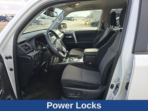 Used 2024 Toyota 4Runner SR5 image 17