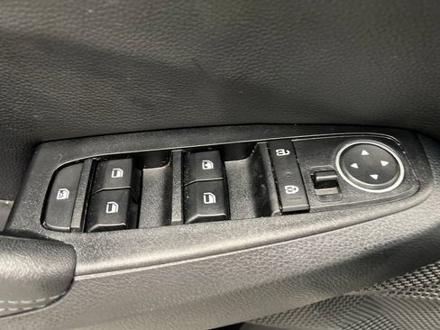 Used 2023 Kia Seltos S w/ Navigation Package AWD/4WD image 15