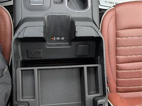 Used 2024 GMC Sierra 3500 Denali Ultimate image 22