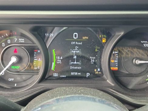 Used 2024 Jeep Wrangler Unlimited Sahara w/ Safety Group AWD/4WD image 10