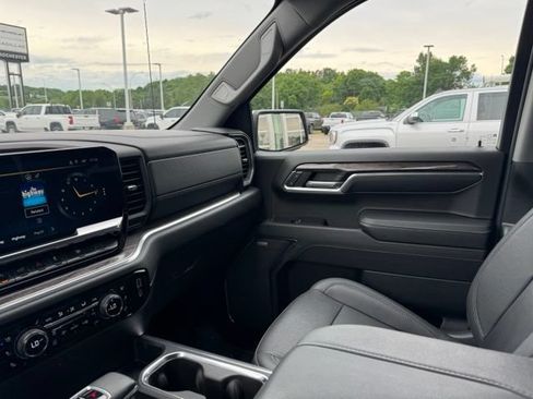 Certified 2023 Chevrolet Silverado 1500 LTZ AWD/4WD image 21