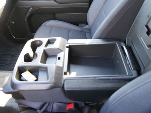 Used 2024 GMC Sierra 1500 Elevation image 36