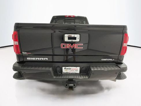 Used 2019 GMC Sierra 2500 Denali w/ Duramax Plus Package AWD/4WD image 6