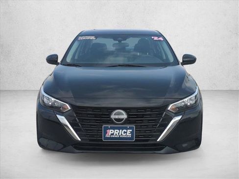 Used 2024 Nissan Sentra SV image 2