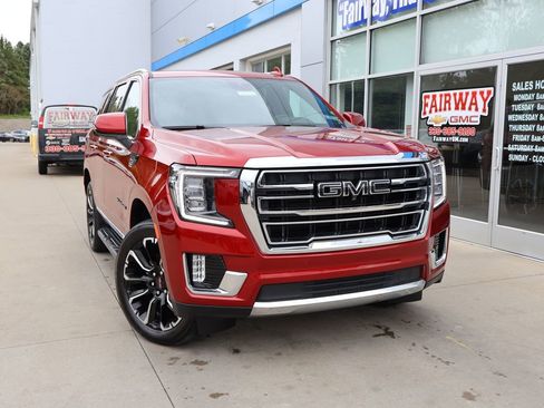 Used 2023 GMC Yukon SLT w/ SLT Premium Package AWD/4WD image 47