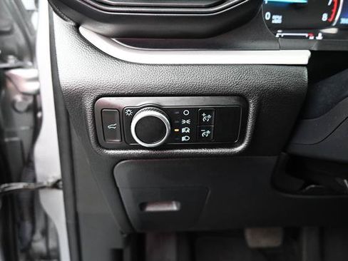 Certified 2024 Ford Explorer XLT RWD image 8