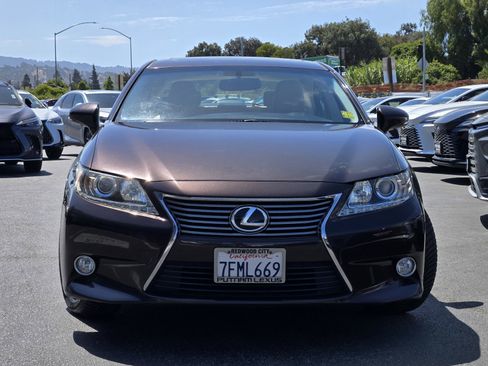 Used 2014 Lexus ES 350 w/ Premium Package FWD image 2