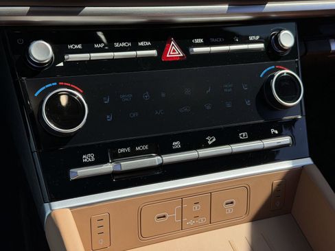 New 2026 Hyundai Santa Fe Calligraphy AWD/4WD image 13
