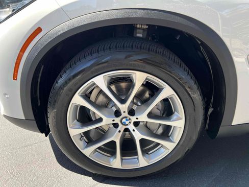 Used 2022 BMW X5 sDrive40i w/ Parking Assistance Package RWD image 74