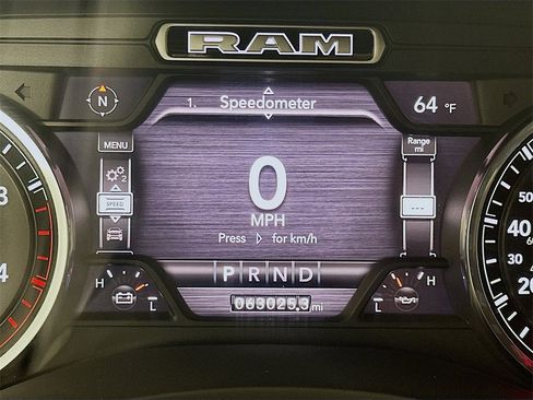 Used 2021 RAM 3500 Laramie image 15