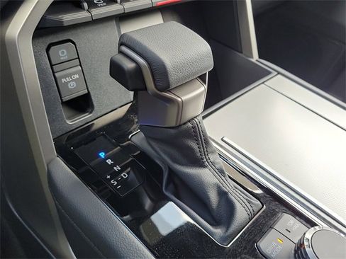 Used 2025 Toyota Sequoia SR5 image 26