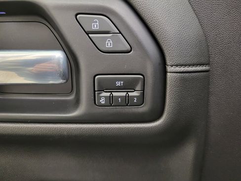 Certified 2021 GMC Sierra 1500 SLT image 2