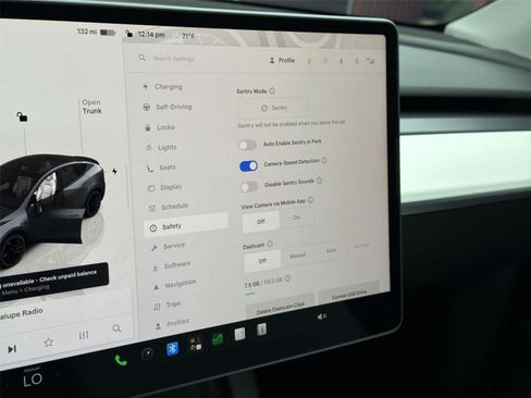 Used 2023 Tesla Model Y Performance AWD/4WD image 40