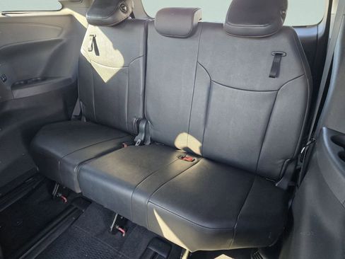 Used 2024 Toyota Sienna XSE w/ XSE Premium Package AWD/4WD image 31