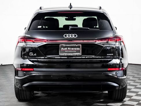 Used 2025 Audi Q4 e-tron Premium Plus w/ Premium Plus AWD/4WD image 7