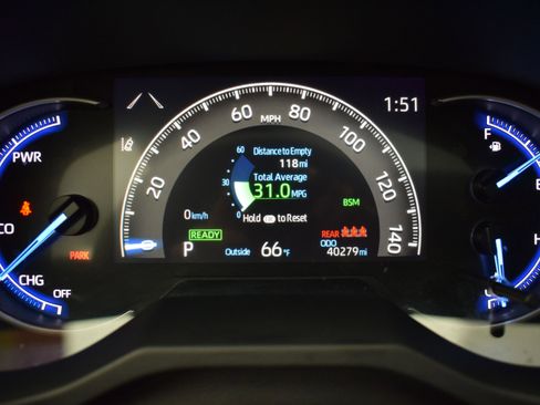 Used 2020 Toyota RAV4 XSE image 18