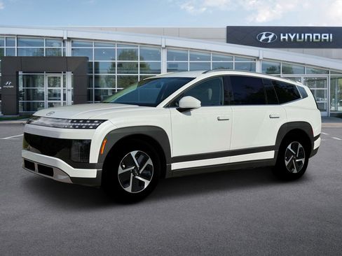 New 2026 Hyundai Ioniq 9 SE image 2