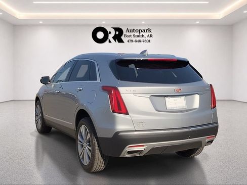 Used 2024 Cadillac XT5 Premium Luxury AWD/4WD image 4