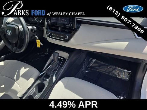 Used 2022 Toyota Corolla LE FWD image 10