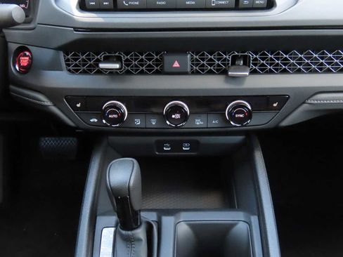 New 2025 Honda Accord SE image 19