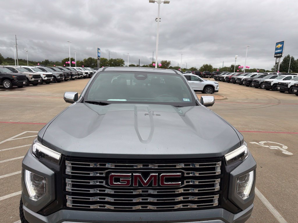 Used 2025 GMC Canyon Denali AWD/4WD image 6