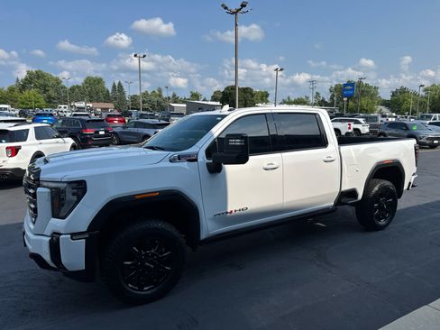 Used 2026 GMC Sierra 3500 AT4 w/ AT4 Premium Plus Package AWD/4WD image 10