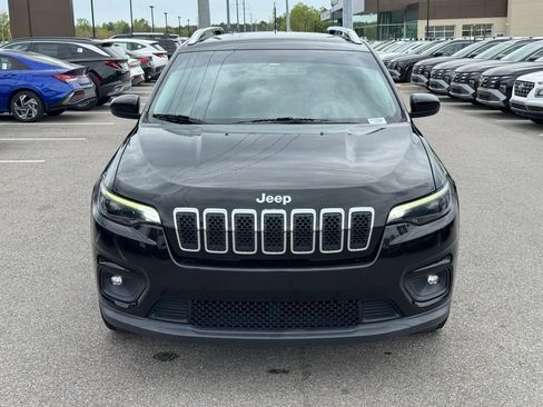Used 2019 Jeep Cherokee Latitude w/ Popular Appearance Group image 5
